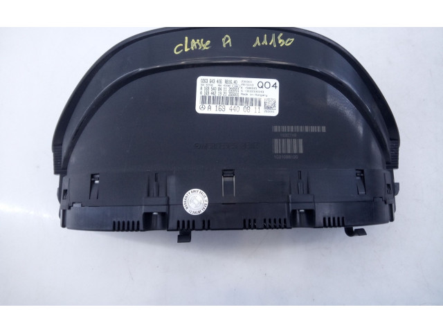 Přístrojová deska  Mercedes-Benz A W169 2011 A1694400811, E3-A1-7-2  