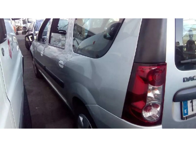 Ручка стеклоочистителей 6001551358, 8200792587   Dacia Logan Pick-Up