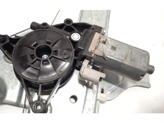 Vstřikovač 9819908380, 9813093780   Peugeot 2008 I    BH02 