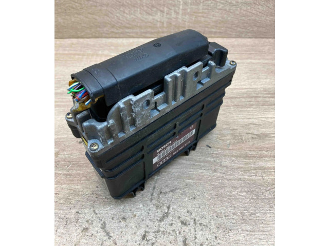 Řídící jednotka 8A0907311B, 0261200735   Audi 80 90 B3 1986