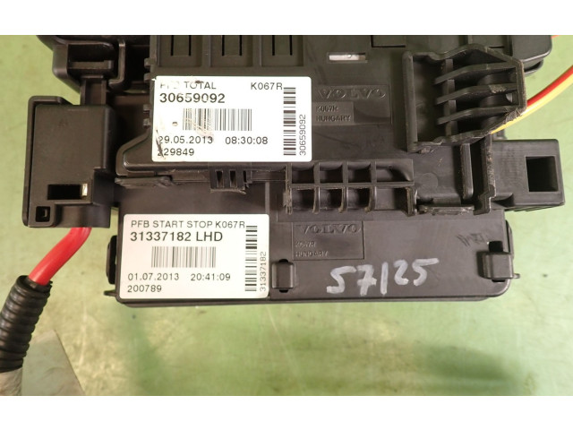   Pojistková skříňka 3133718230659092   Volvo V70 2013