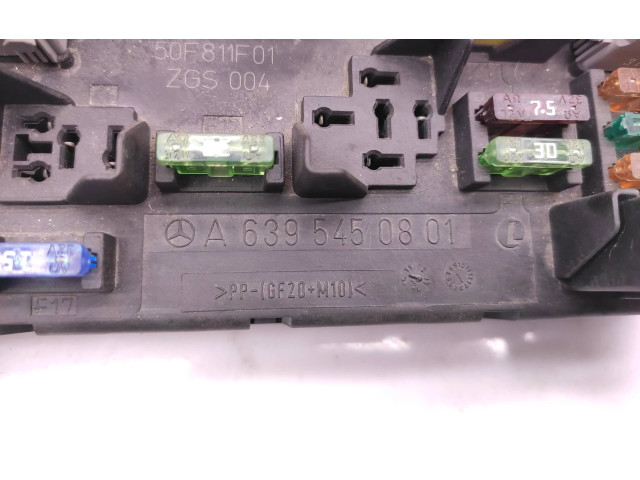   Pojistková skříňka A6395450801, ZGS004   Mercedes-Benz Vito Viano W639 2011
