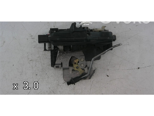 Vstřikovací lišta 4B1837015B, 401837015   Audi A6 S6 C5 4B    BDV 