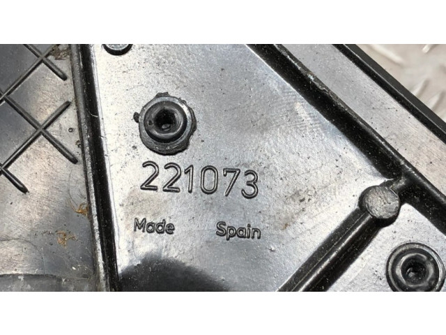 Зеркало электрическое     левое   Volkswagen Polo III 6N 6N2 6NF  1995-2001 года   