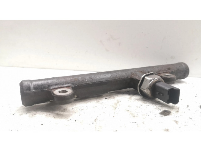Vstřikovací lišta 9654726280   Ford Focus  pro naftový motor 2.0  