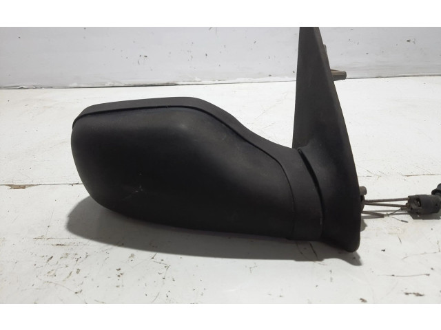 Zpětné zrcátko  Peugeot 106 1996  815248  