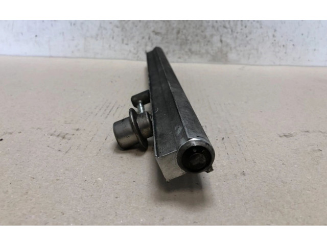 Vstřikovací lišta 92027101185146, 92027101185146   Volvo S60    B5244S2 