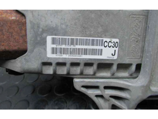 Руль Mazda 5  2005 - 2010 года 5N613C529KB      