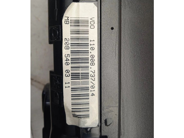 Панель приборов 2085400311   Mercedes-Benz CLK A209 C209       