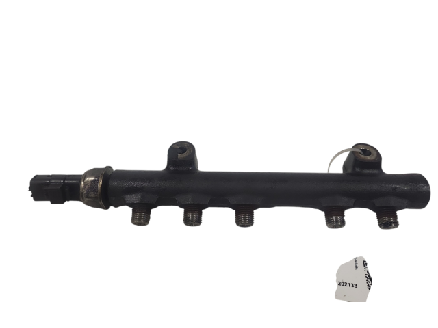 Vstřikovací lišta 968529758002, 130304157   Volvo V40    D4162T 