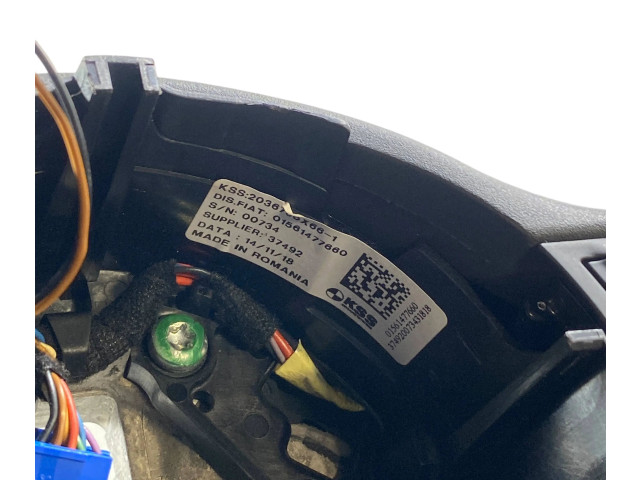Volant Alfa Romeo Stelvio 2019 01561477660, 1049939  