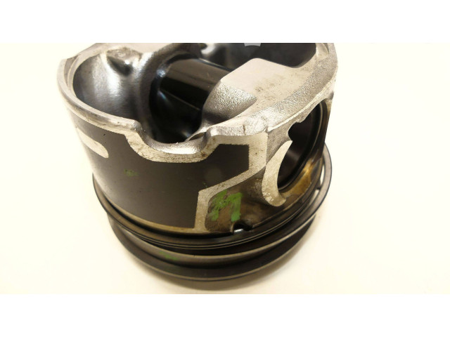  Поршень с шатуном YH01 YHZ YHW YHT YHS YHY YHV 75L146  Peugeot Rifter  