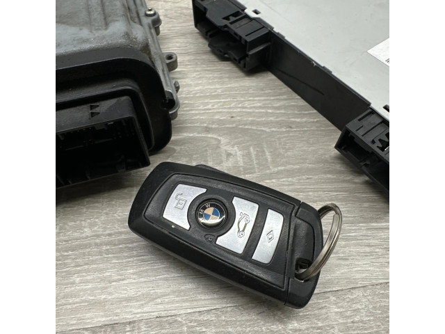 Řídící jednotka 8513250, 030096546   BMW 5 F10 F11 2011