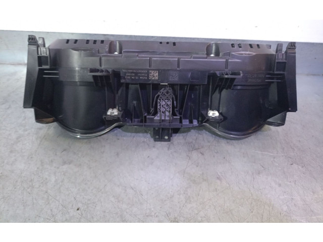 Панель приборов 5TA920751, 5TA920751   Volkswagen Touran III       