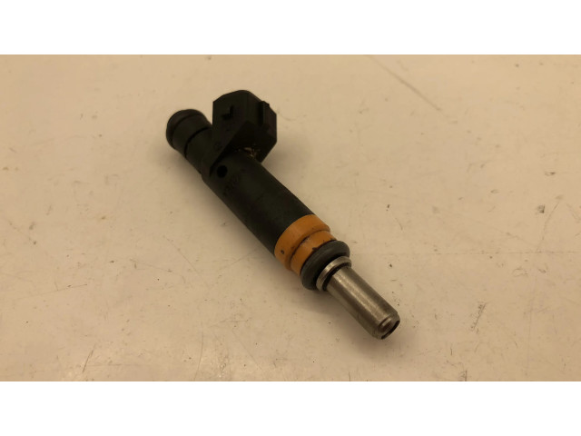 Vstřikovač 7506924   BMW 7 E65 E66  pro benzínový motor 4.4 N62 B44 A 
