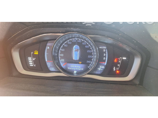 Přístrojová deska  Volvo V70 2016 31473467, 0983117  