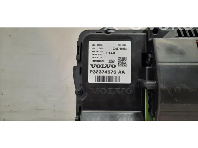 Přístrojová deska  Volvo V60 2023 32374575  