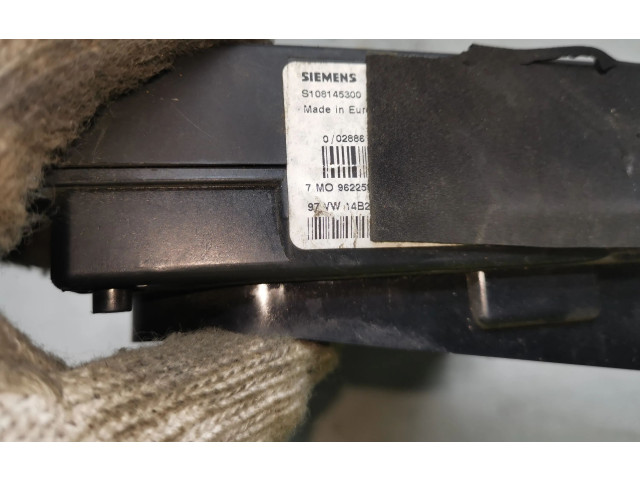 Блок предохранителей 7M0962258, S108145300   Volkswagen Sharan    