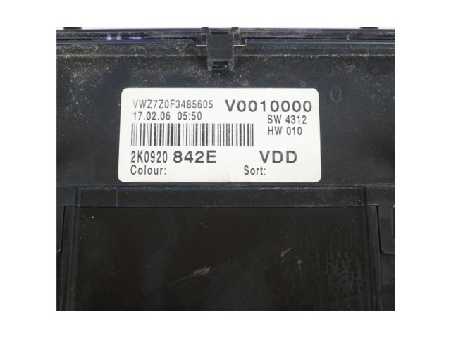 Přístrojová deska  Volkswagen Caddy 2004 2K0920842E  