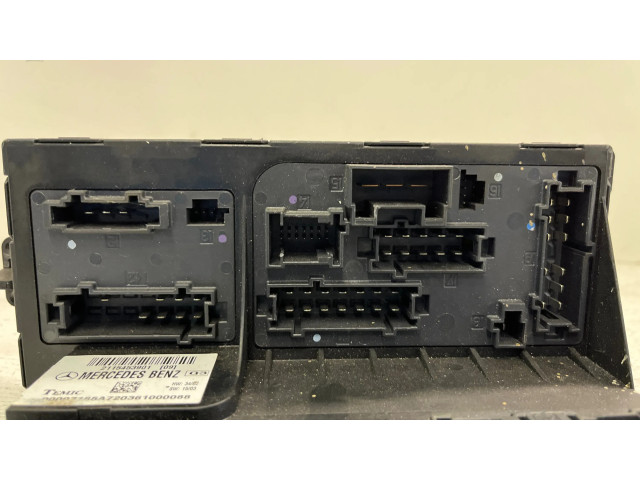 Блок предохранителей 2115453901   Mercedes-Benz S W220    