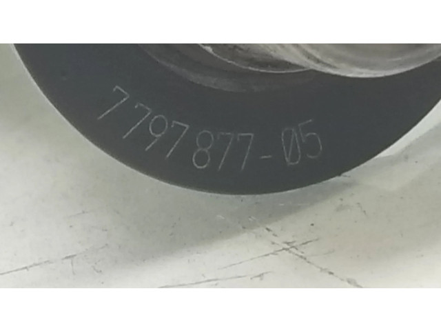 Vstřikovač 779787705   BMW 3 E90 E91  pro naftový motor 2.0 N47 