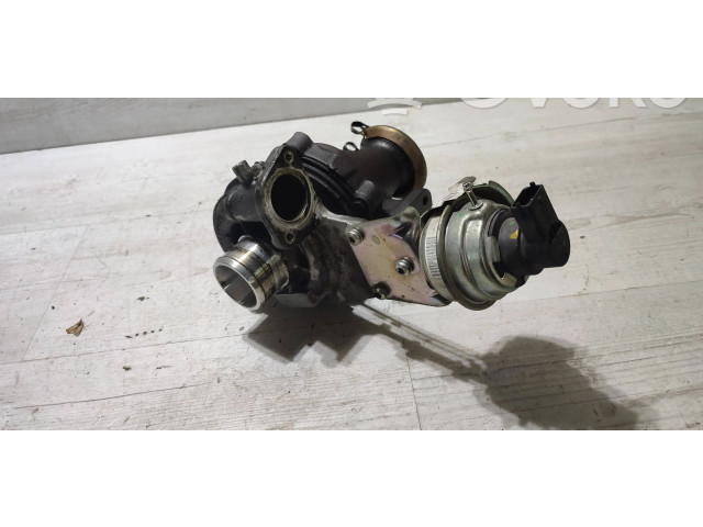 Vstřikovací lišta 55233682   Jeep Cherokee  pro naftový motor 2.0  