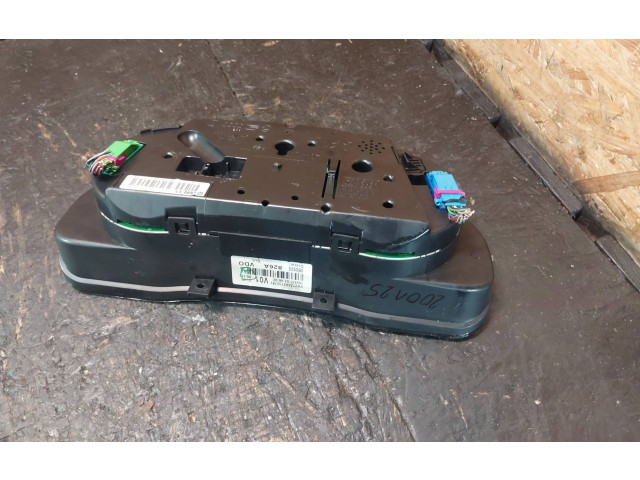 Панель приборов 3B0920826A   Volkswagen PASSAT B5.5       