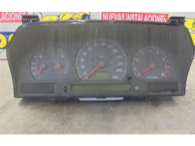 Přístrojová deska  Volvo S70  V70  V70 XC 1998 9472519, 9472519  