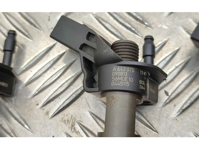 Комплект форсунок A6420701387, 0445115064    Mercedes-Benz GLK (X204)  642961 