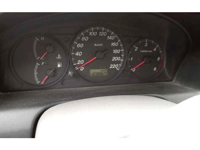 Přístrojová deska  Mazda Premacy 2000 WHCB16C  