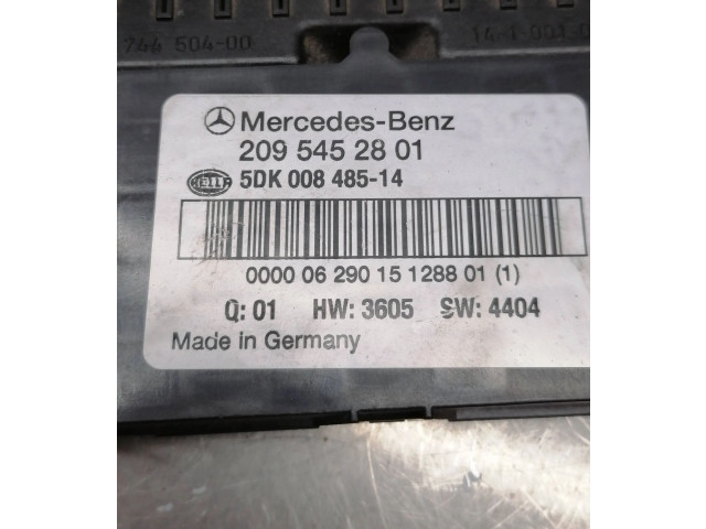 Блок предохранителей 2095452801   Mercedes-Benz CLK A209 C209    