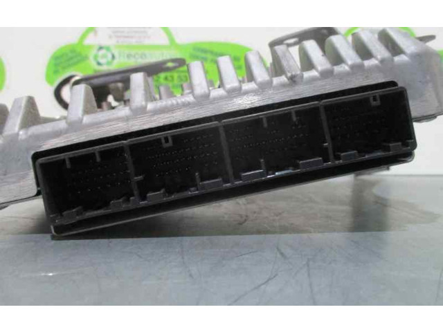 Блок управления АБС 8954047130   Toyota Prius (XW20)