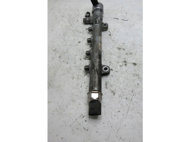 Vstřikovací lišta A6510700495   Mercedes-Benz E W212     