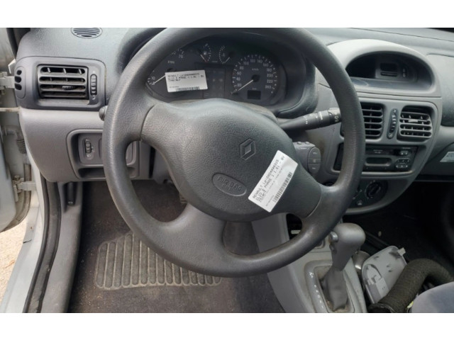 Volant Renault Clio II 2000 8200057418  