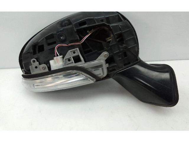 Зеркало электрическое        Toyota Prius (XW30)  2009 - 2015 года   