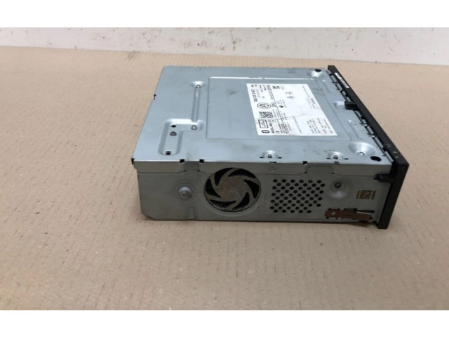 Радио/ проигрыватель CD/DVD / навигация     3Q0035819C, 3Q0035819C    Volkswagen Cross Touran II 