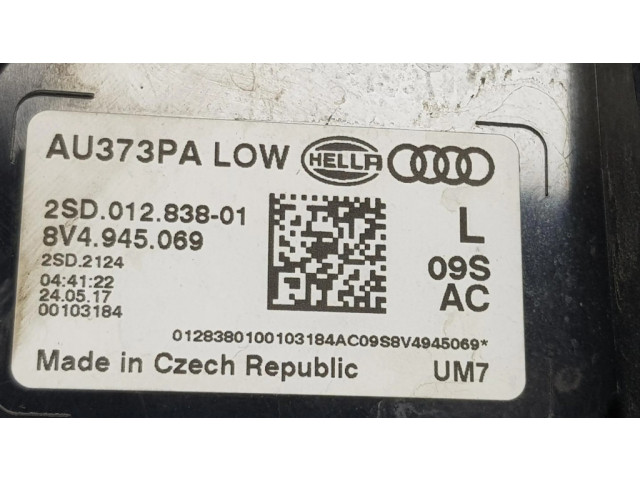 Задний фонарь  8V4945069    Audi A3 S3 8V   2013-2019 года