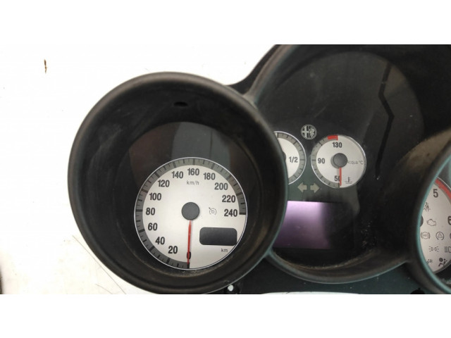 Панель приборов 156050197, 110080264011   Alfa Romeo GT       