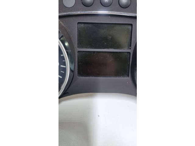 Přístrojová deska  Mercedes-Benz GL X164 2010 A2515408047, T00SDZ  