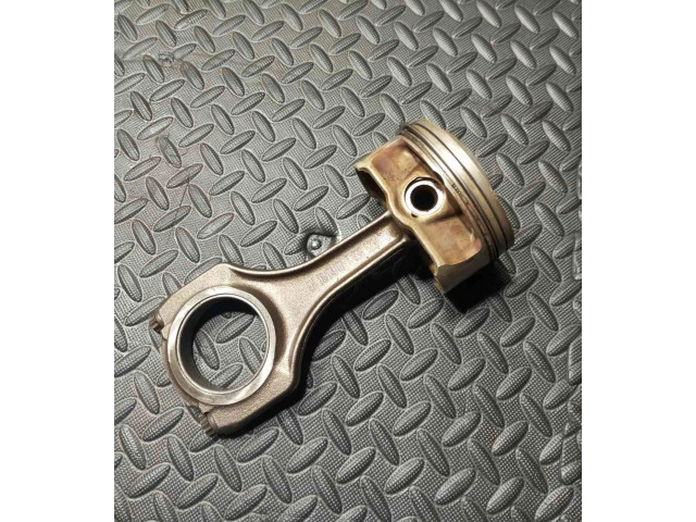 Píst 7838623   BMW M5    S85 B50AA 