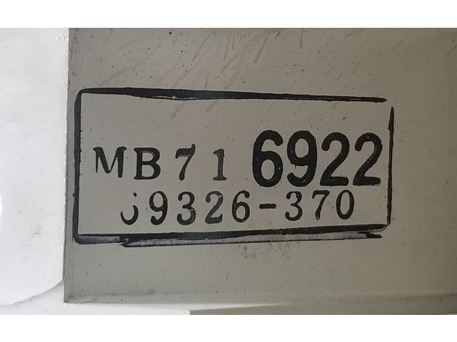 Přístrojová deska  Mitsubishi Montero 1989 69326370, 69326370  