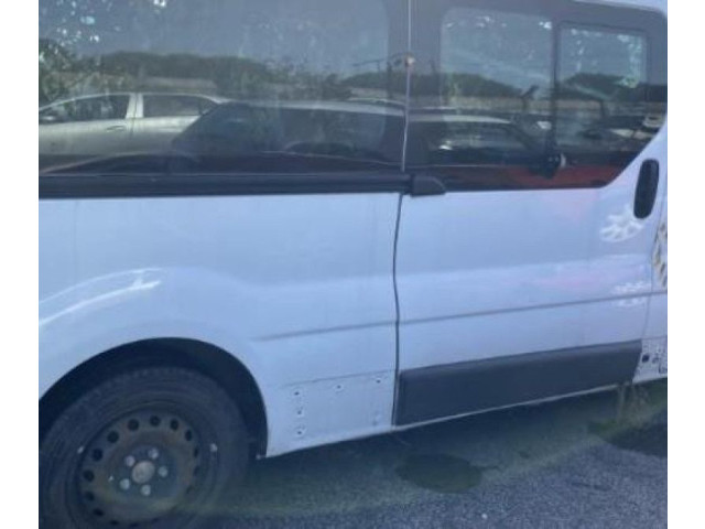 Zpětné zrcátko  Renault Trafic II (X83) 2010  7701473247  