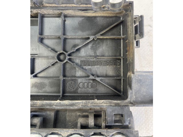 Блок предохранителей 7D0937550E   Volkswagen Transporter - Caravelle T4    