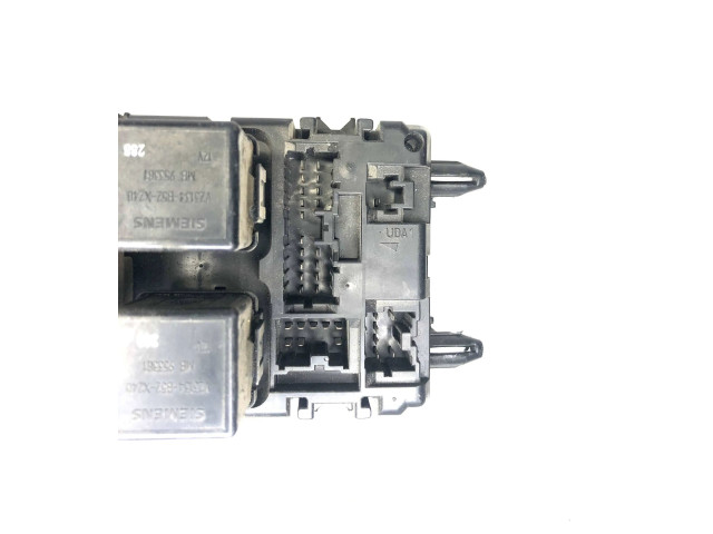   Pojistková skříňka 6560428981, 0428981   Volvo S40, V40 1998