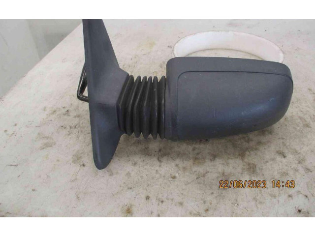 Zpětné zrcátko  Peugeot 205 2005  8148A4, 8148A4  