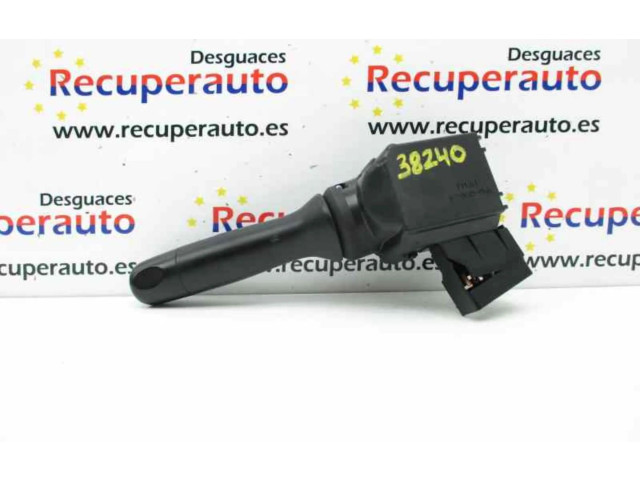 Переключатель дворников 17F904   Toyota Yaris