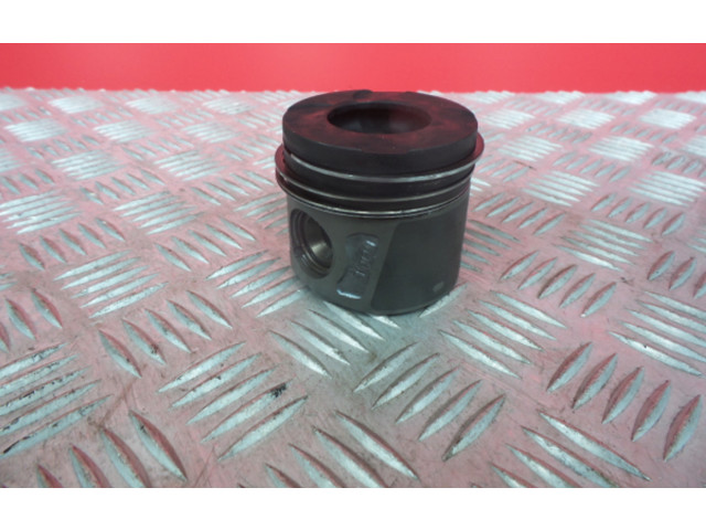  Поршень  06935, 10R1  Fiat 500  