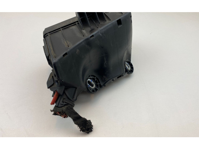   Pojistková skříňka 5Q0907361C, 63512835   Audi A3 S3 8V 2016