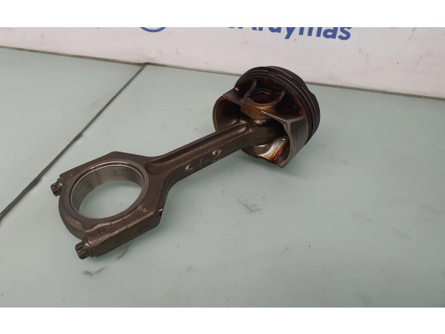 Píst 7624616, 11247624616   BMW 4 F32 F33  pro benzínový motor 2.8 N26B20A 428i Convertible