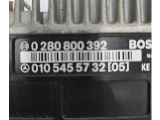 Блок управления двигателя 0280800392, 01054555732   Mercedes-Benz 190 W201
